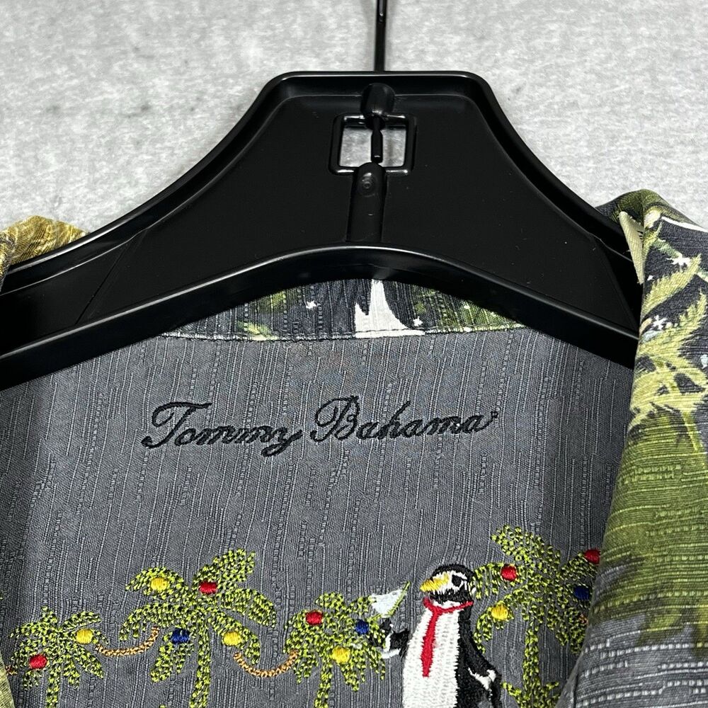 Tommy Bahama Mens XL Multicolor X Mas Hawaiian Silk Short Sleeve Limited Edition - Picture 9 of 13